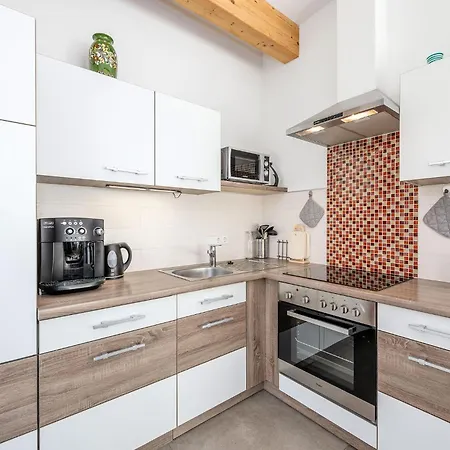 Fridolin - By Mynests Sankt Martin am Grimming