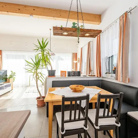 Fridolin - By Mynests Apartment *