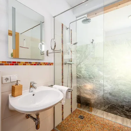 Apartment Fridolin - By Mynests *